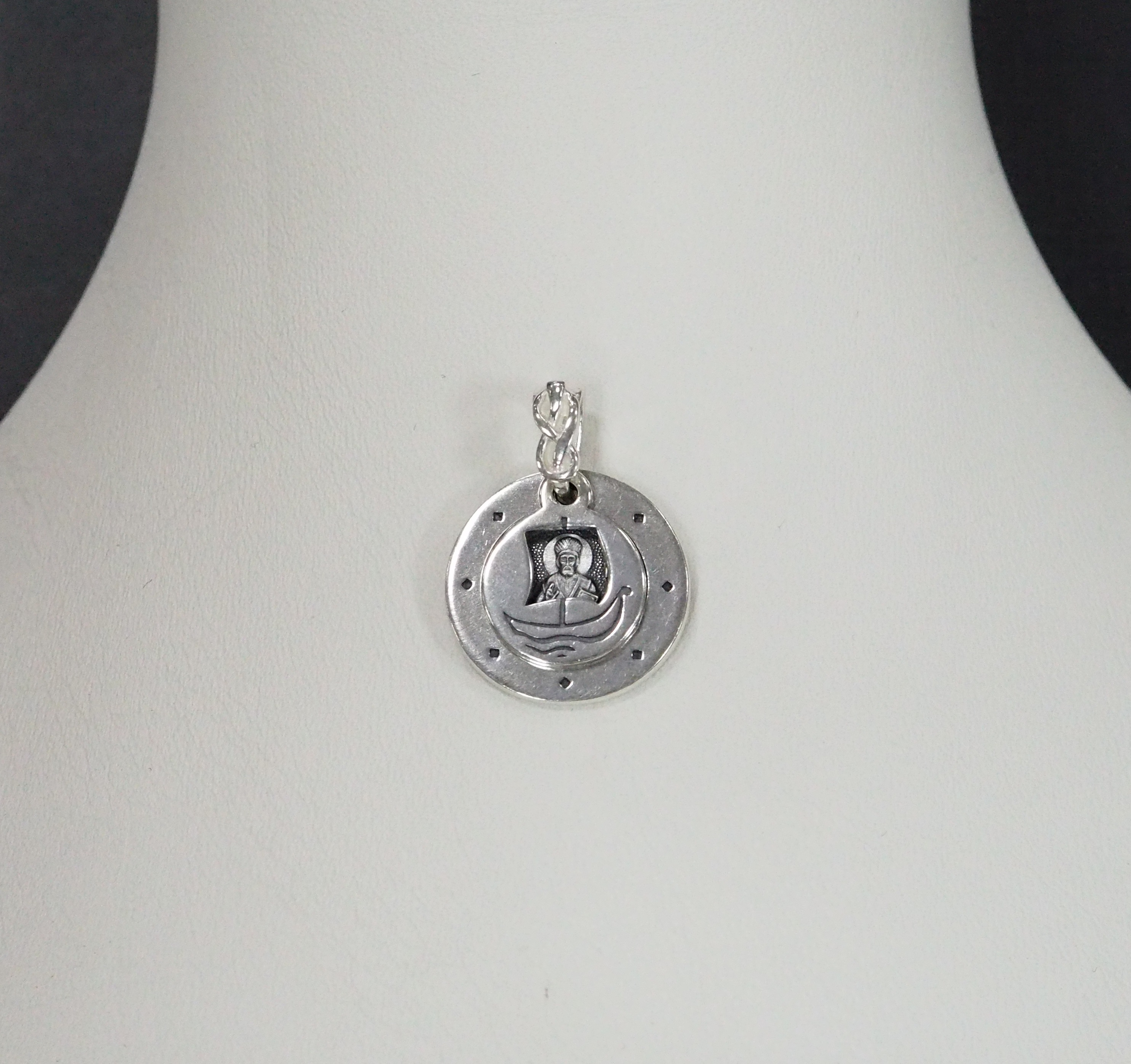 Серебряная подвеска "Николай Чудотворец"